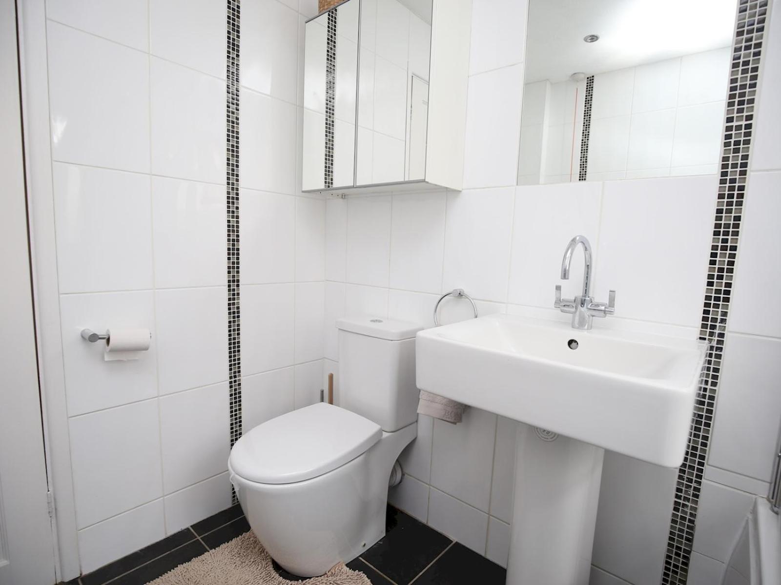 Sunny Victorian 2Br Townhouse Oxford Pass The Keys Villa Bagian luar foto