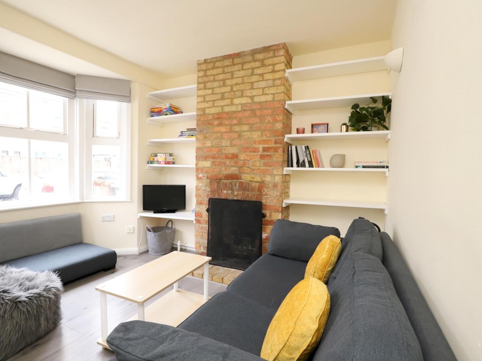 Sunny Victorian 2Br Townhouse Oxford Pass The Keys Villa Bagian luar foto